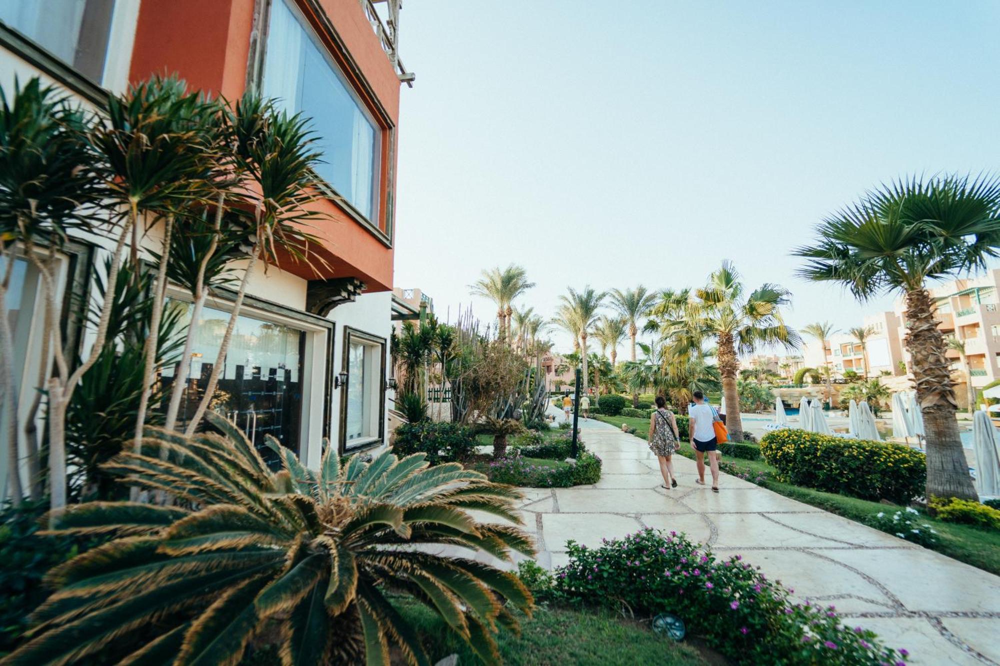 Rehana Sharm Resort - Aquapark & Spa - Couples And Family Only -Premium Ultra All-Inclusive 24H Екстериор снимка
